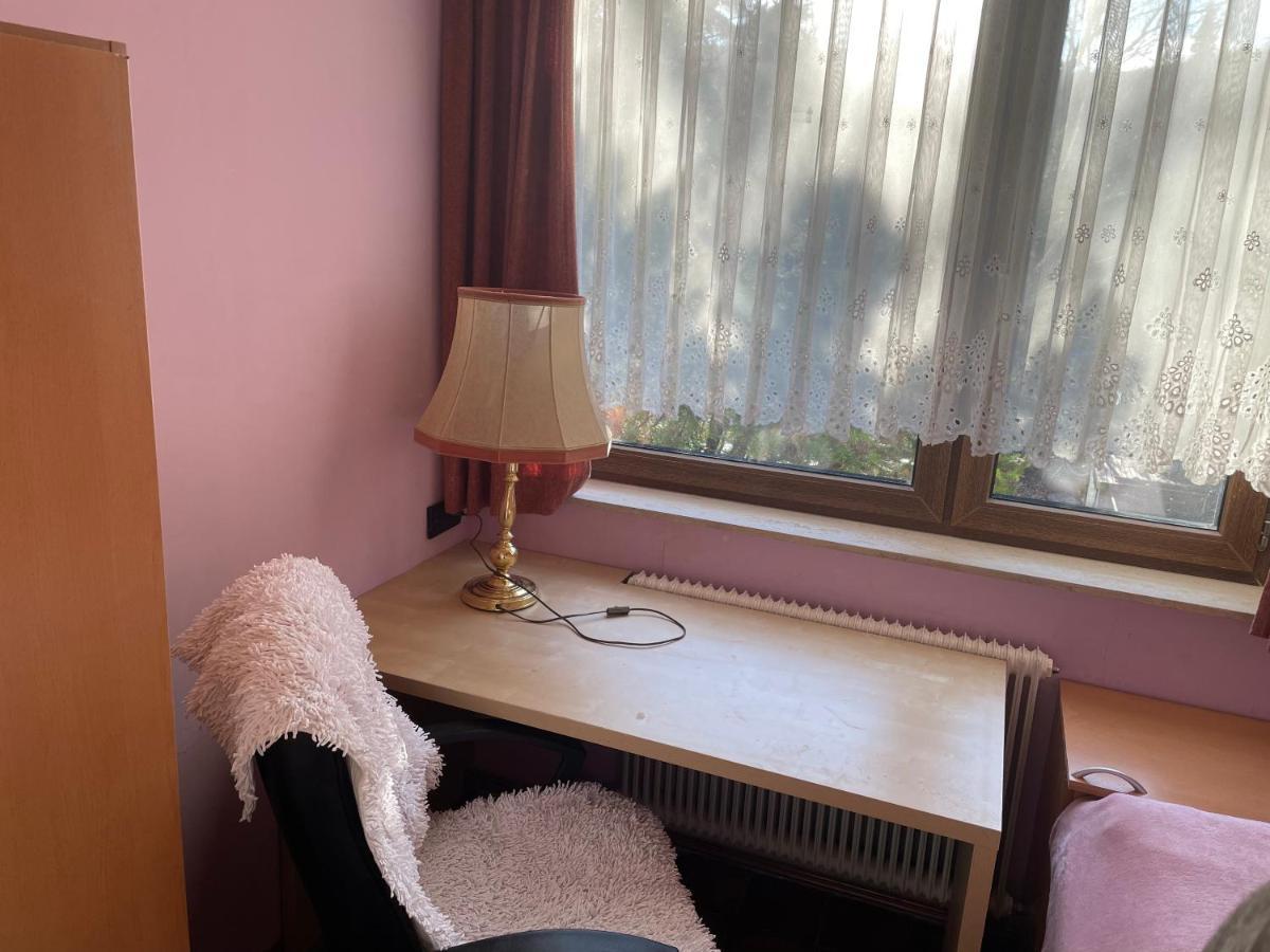 Suburb Hostel Purkersdorf Εξωτερικό φωτογραφία